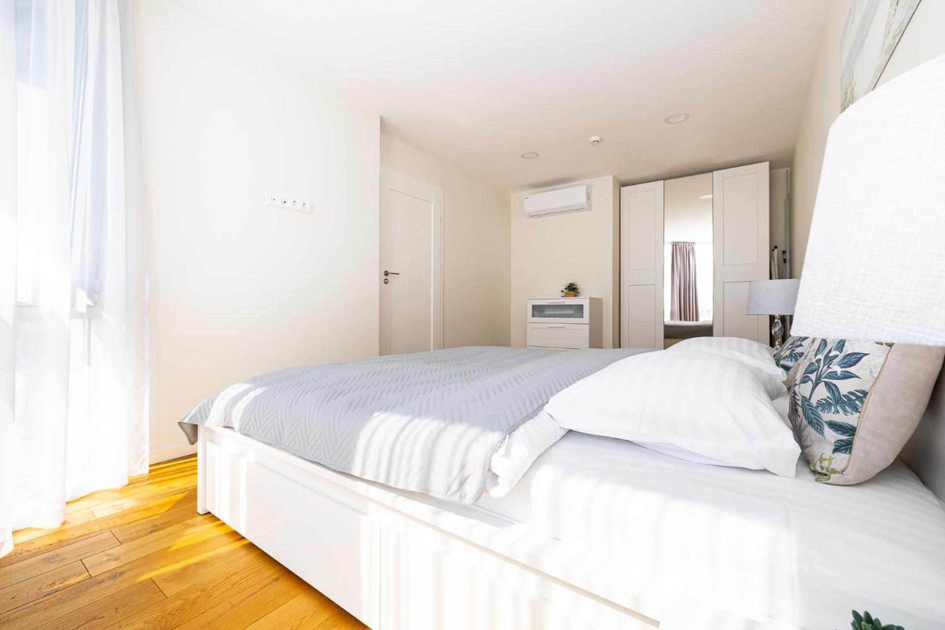 Elija Swan-Toy Apartments Šventoji Eksteriør bilde